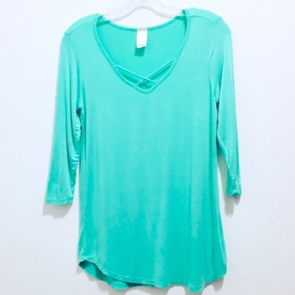 Brenda’s USA Women’s 3/4 Sleeve Aqua Blue / Green Blouse